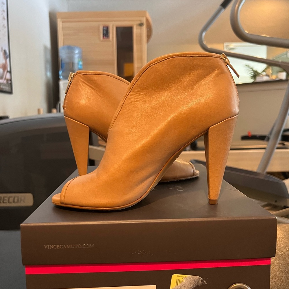 Vince Camuto Tan Open-Toe Heels